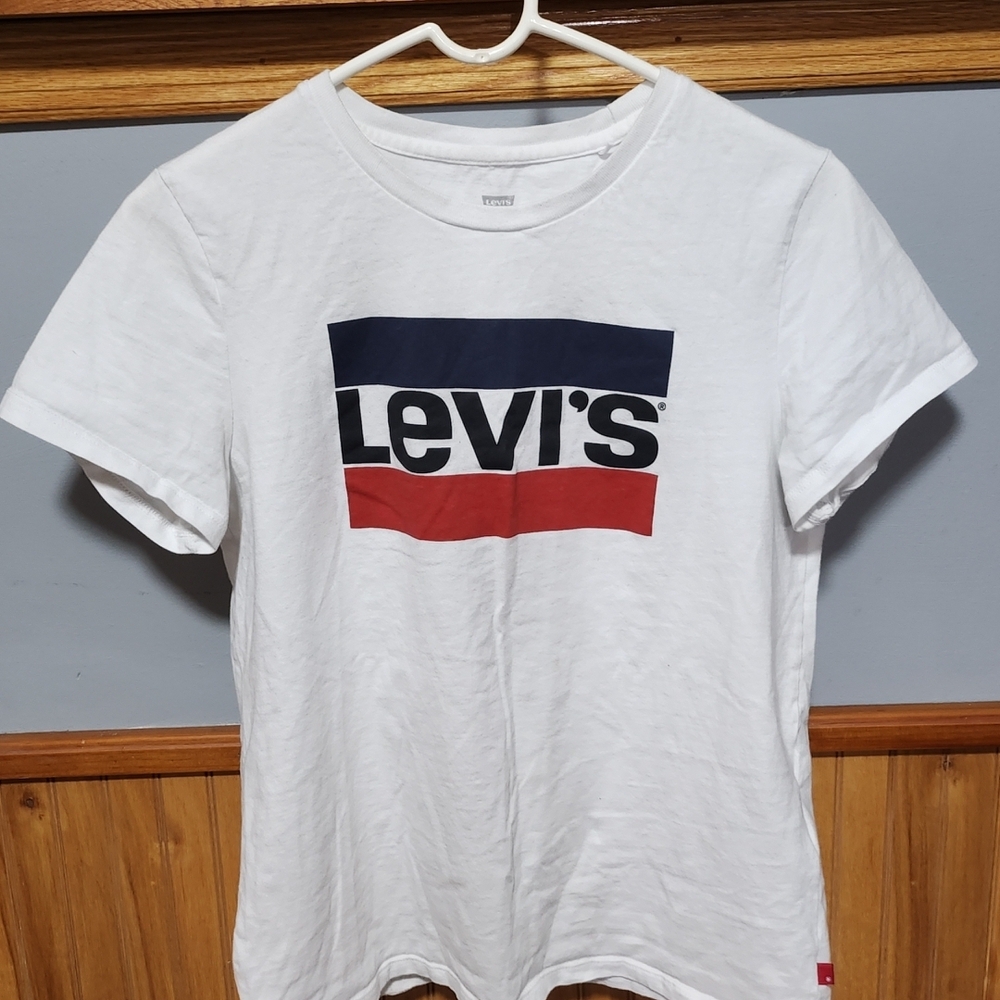 Levi's White T-Shirt with Logo